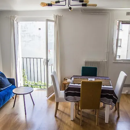 Bright, Calm, Well Located, And Furnished 30m2 Studio Apartmán *
